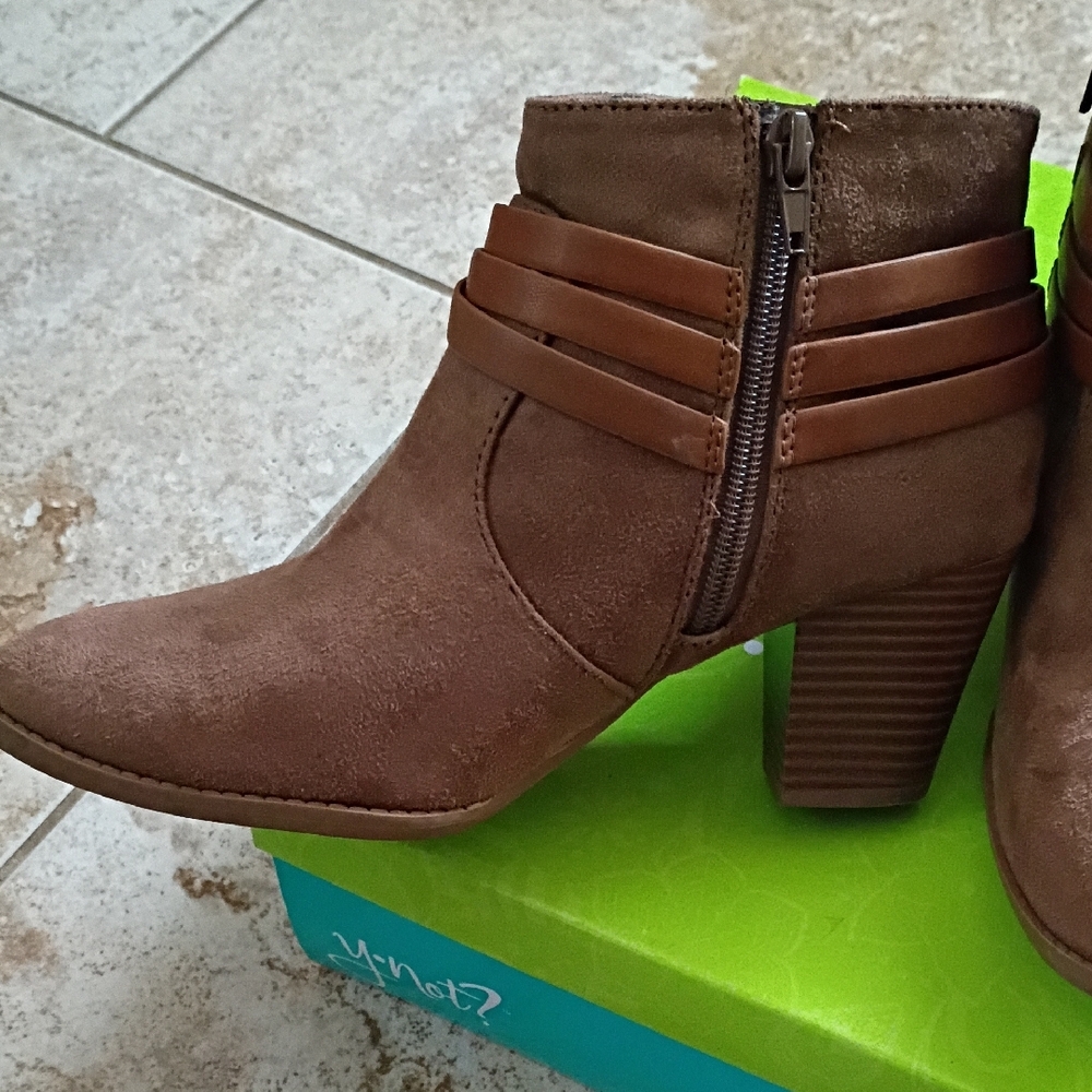 Etcetera Tan Ankle Booties for Women - Picture 2 of 8